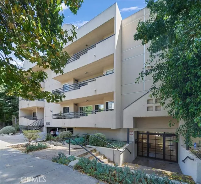 Sherman Oaks, CA 91423,5050 Coldwater Canyon Avenue #303