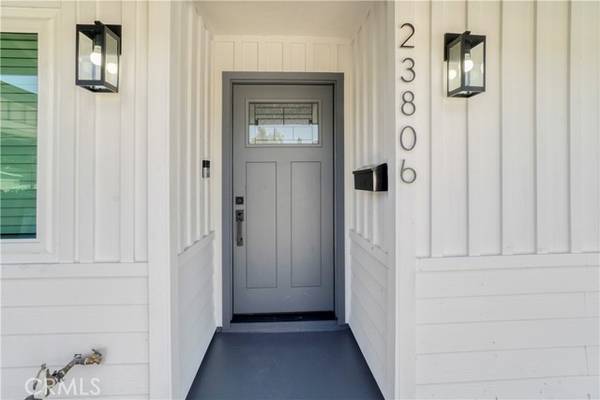 23806 Kittridge Street, West Hills, CA 91307