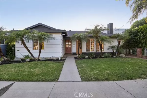 7459 Sylmar Avenue, Van Nuys, CA 91405