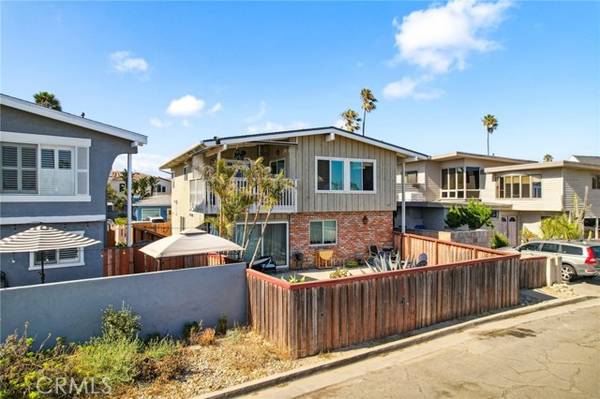 1227 New Bedford Court, Ventura, CA 93001