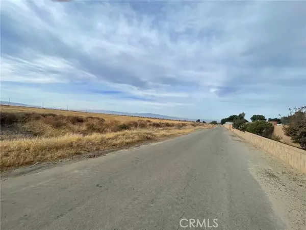 Quartz Hill, CA 93536,52 nd W