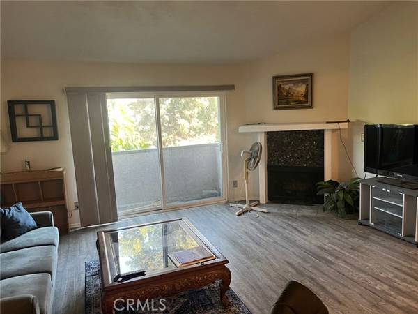 5500 Lindley Avenue #207, Encino, CA 91316