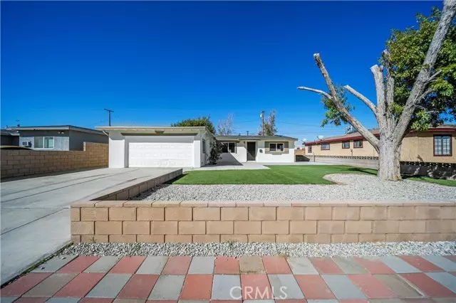 Lancaster, CA 93535,44209 Carolside Avenue