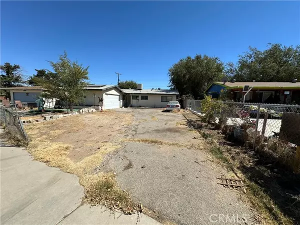 38226 Division Street, Palmdale, CA 93550