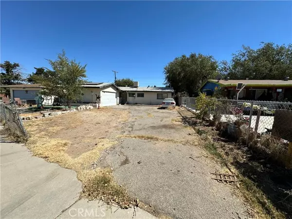 38226 Division Street, Palmdale, CA 93550