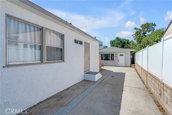 Reseda, CA 91335,7435 Balcom Avenue