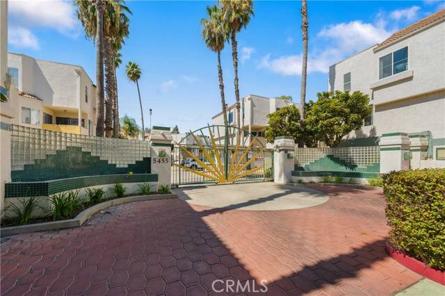 5455 Sylmar Avenue #2201, Sherman Oaks, CA 91401