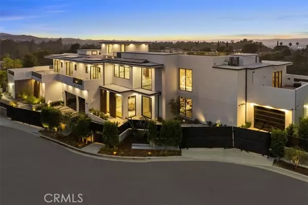 4125 Royal Crest Place, Encino, CA 91436