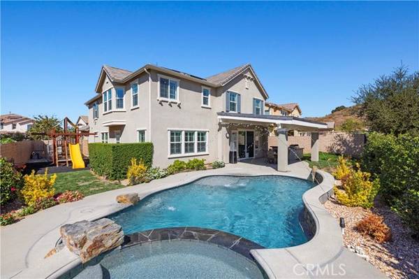 330 White Bark Lane, Simi Valley, CA 93065