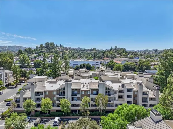 5530 Owensmouth Avenue #110, Woodland Hills, CA 91367