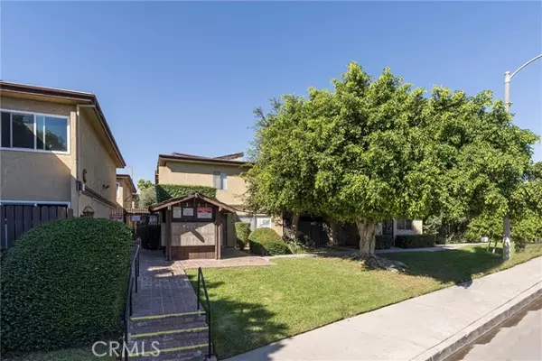 Van Nuys, CA 91405,7301 Lennox Avenue #D10