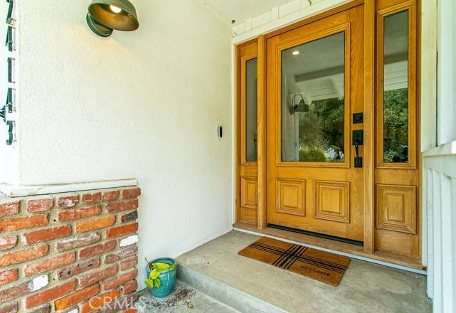 Newhall, CA 91321,24143 Cross Street
