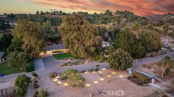 Newhall, CA 91321,24969 Hacienda Lane