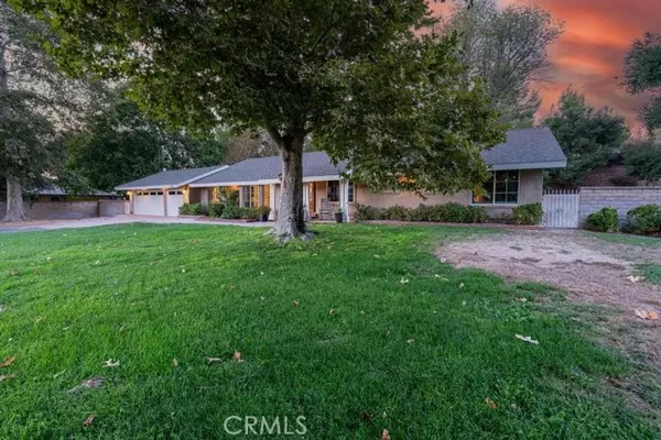 Newhall, CA 91321,24969 Hacienda Lane