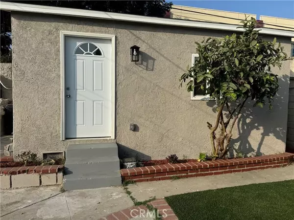 1243 E 53rd Street, Los Angeles, CA 90011