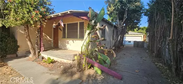 7044 Tyrone Avenue, Van Nuys, CA 91405