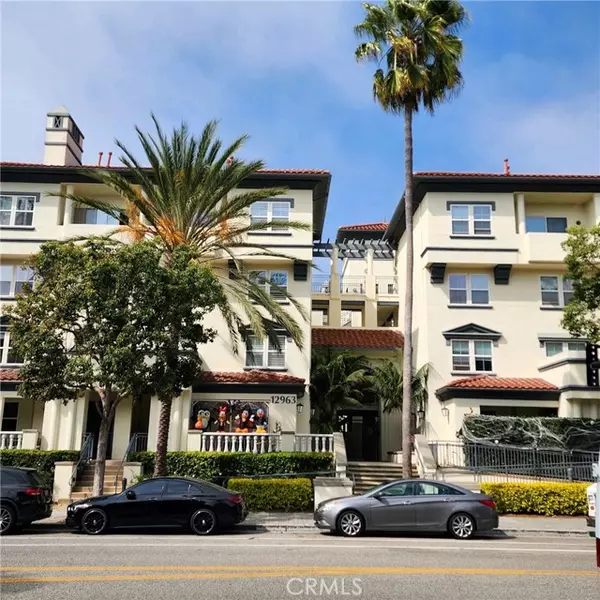 Playa Vista, CA 90094,12963 Runway Road Street #113