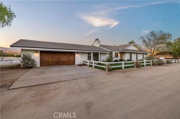 10311 Carroll Lane, Agua Dulce, CA 91390