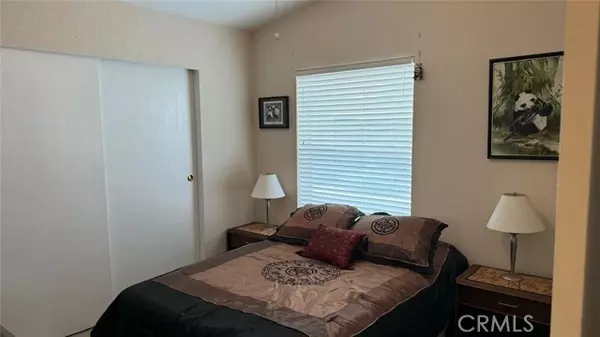 Canoga Park, CA 91304,8811 Canoga #358