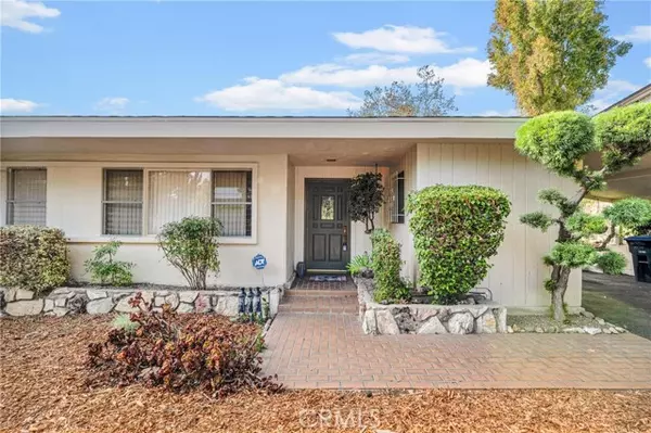 1075 E Walnut Avenue,  Burbank,  CA 91501