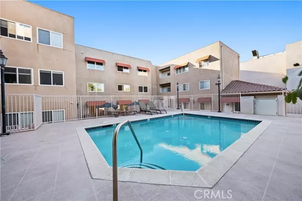 Northridge, CA 91325,9610 Zelzah Avenue #312