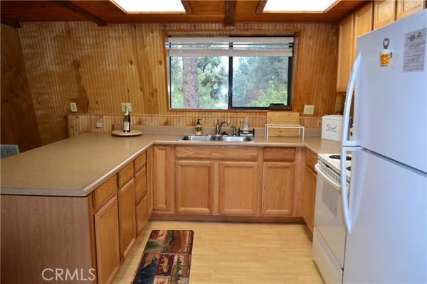 2316 Maplewood Way, Pine Mountain Club, CA 93222