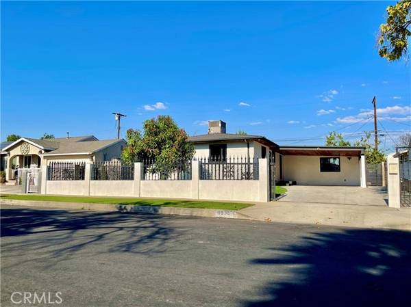 8536 Wakefield Avenue, Panorama City, CA 91402