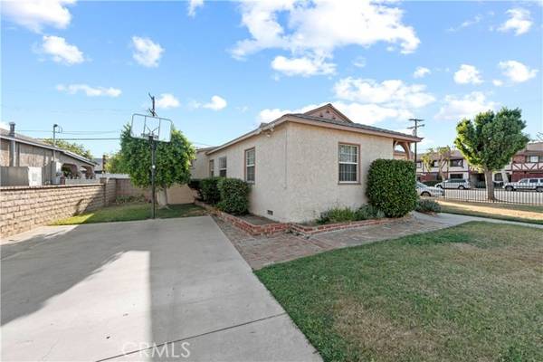 Arleta, CA 91331,9025 Snowden Avenue