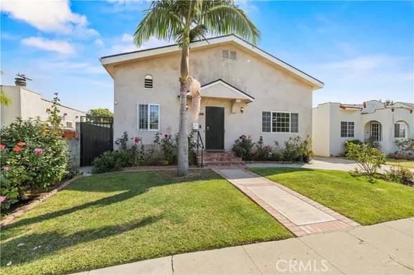 3588 Helms Avenue, Culver City, CA 90232