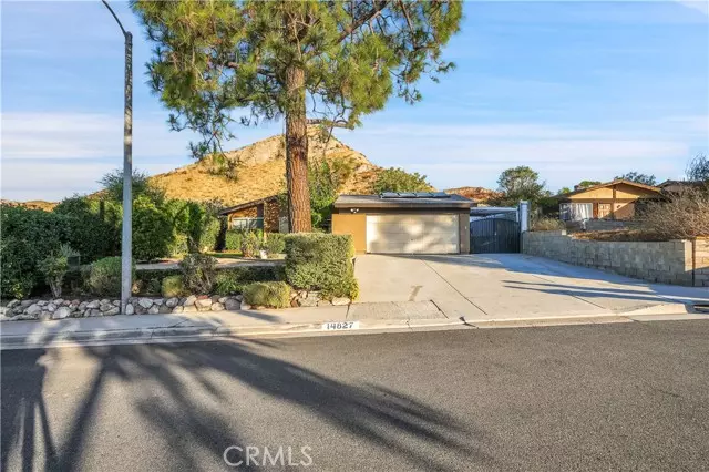 Canyon Country, CA 91387,14827 Canna Valley Street