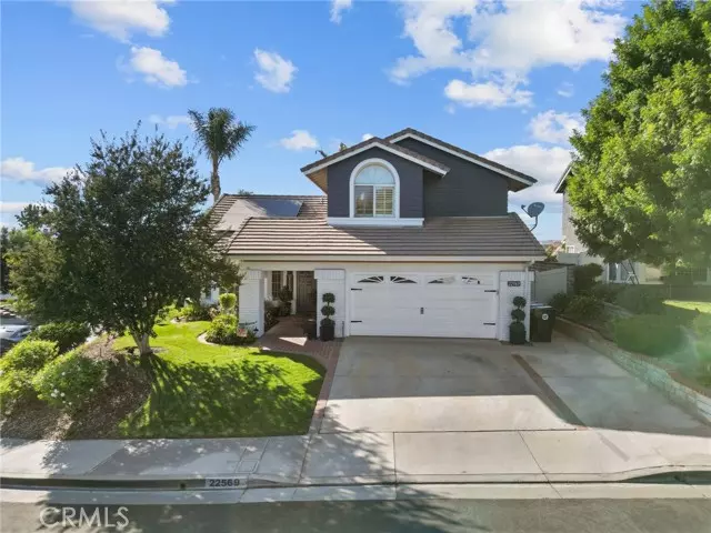 Saugus, CA 91390,22569 Pecan Place