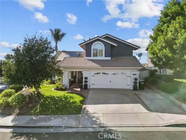 Saugus, CA 91390,22569 Pecan Place