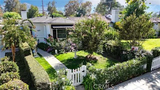 1608 W Riverside Drive, Burbank, CA 91506