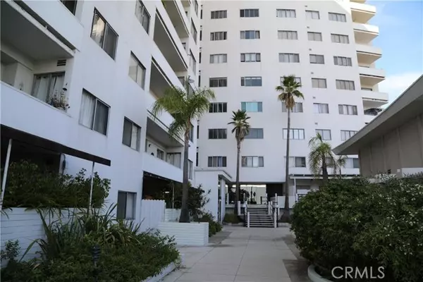 7250 Franklin Avenue #1011, Los Angeles, CA 90046