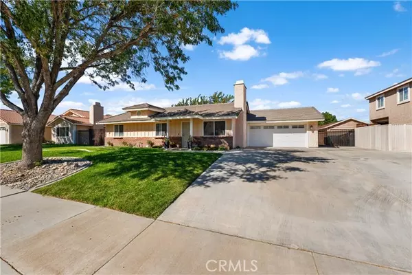 Lancaster, CA 93536,6127 Almond Valley Way