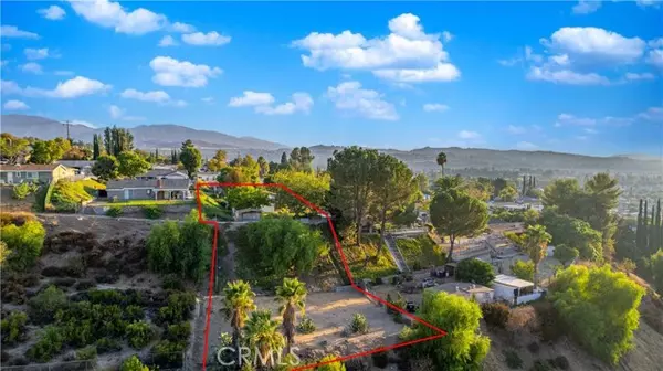 Canyon Country, CA 91351,18727 Nadal Street