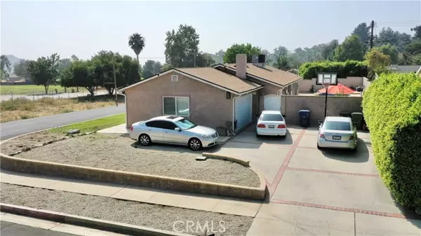 Sylmar, CA 91342,12689 Cathy Street