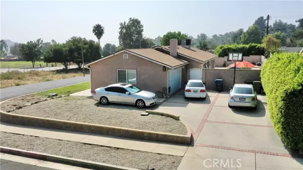 Sylmar, CA 91342,12689 Cathy Street