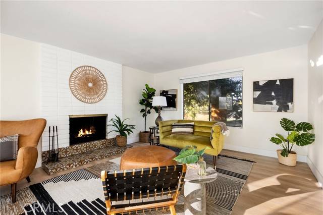West Hills, CA 91307,7385 Darnoch Way
