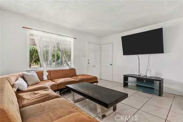 Panorama City, CA 91402,8729 Murietta Avenue