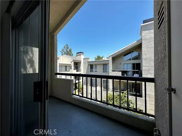 Woodland Hills, CA 91367,5500 Owensmouth Avenue #314