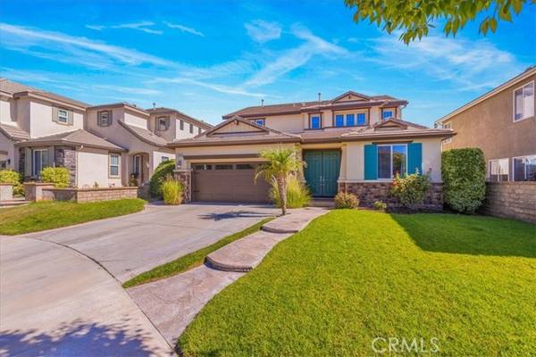 22235 Evening Star Court, Saugus, CA 91390