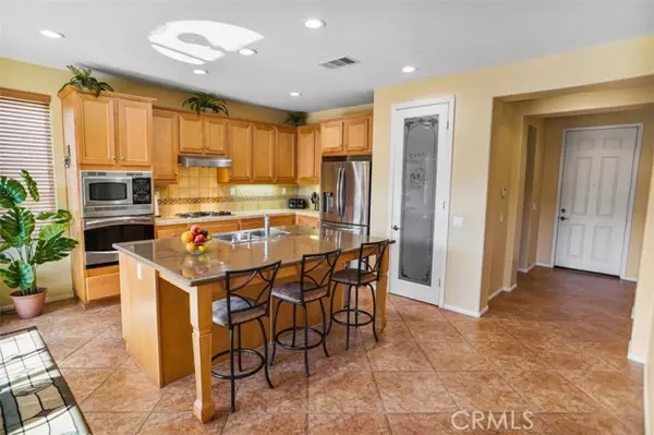 Canyon Country, CA 91387,17336 Blue Aspen Lane