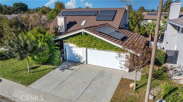 25156 Avenida Rondel, Valencia, CA 91355