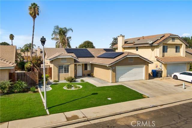 3213 Chuckwagon Street, Bakersfield, CA 93312