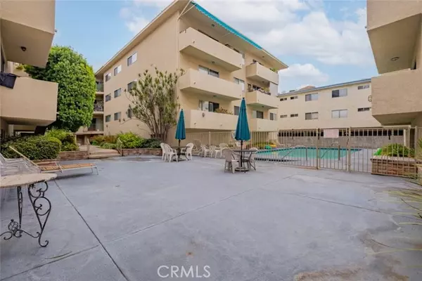 Encino, CA 91316,5400 Lindley Avenue #311