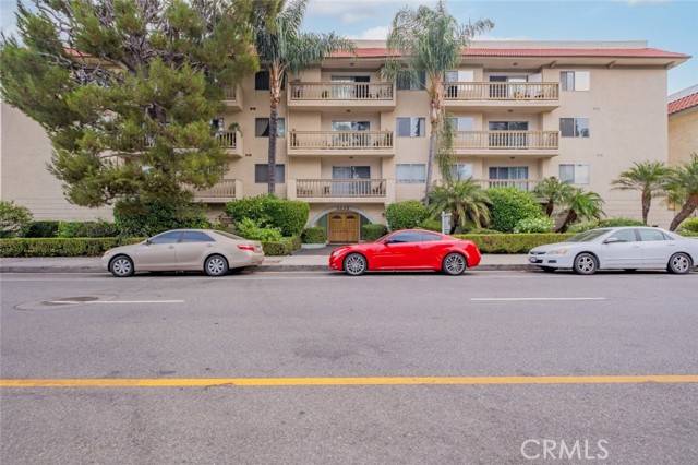 5400 Lindley Avenue #311, Encino, CA 91316