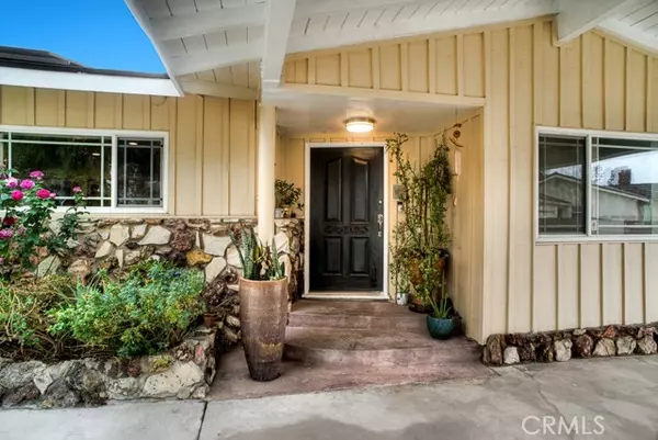 Sherwood Forest, CA 91325,8377 Paso Robles Avenue