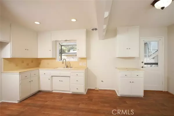 La Crescenta, CA 91214,3711 Los Olivos Lane