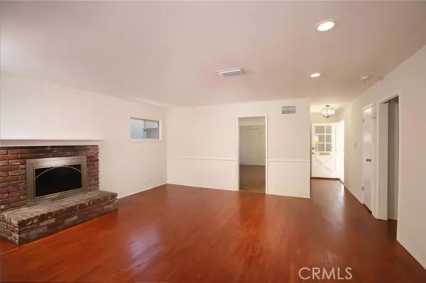 La Crescenta, CA 91214,3711 Los Olivos Lane